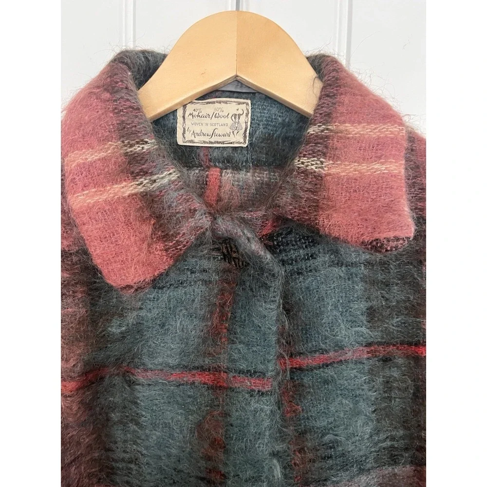 Andrew Stewart‎ Vintage Cape Poncho in Wool & Mohair Woven in Scotland Plaid 319